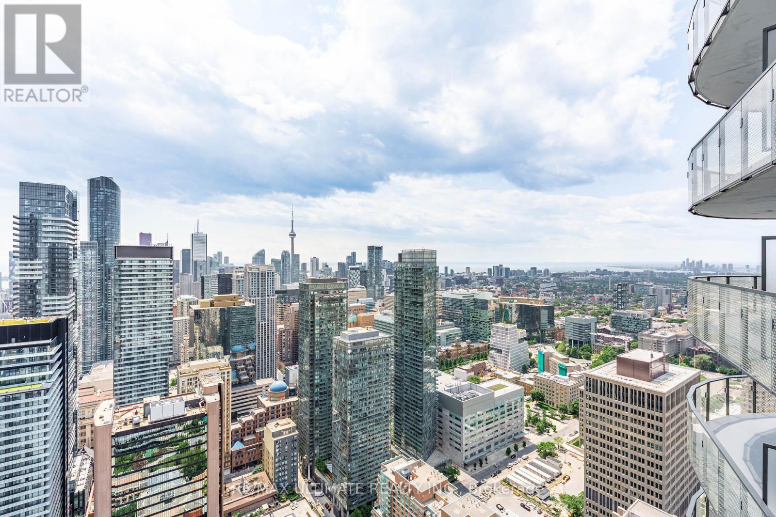 5003 - 11 Wellesley Street W, Toronto, Ontario  M4Y 1E8 - Photo 19 - C12212479