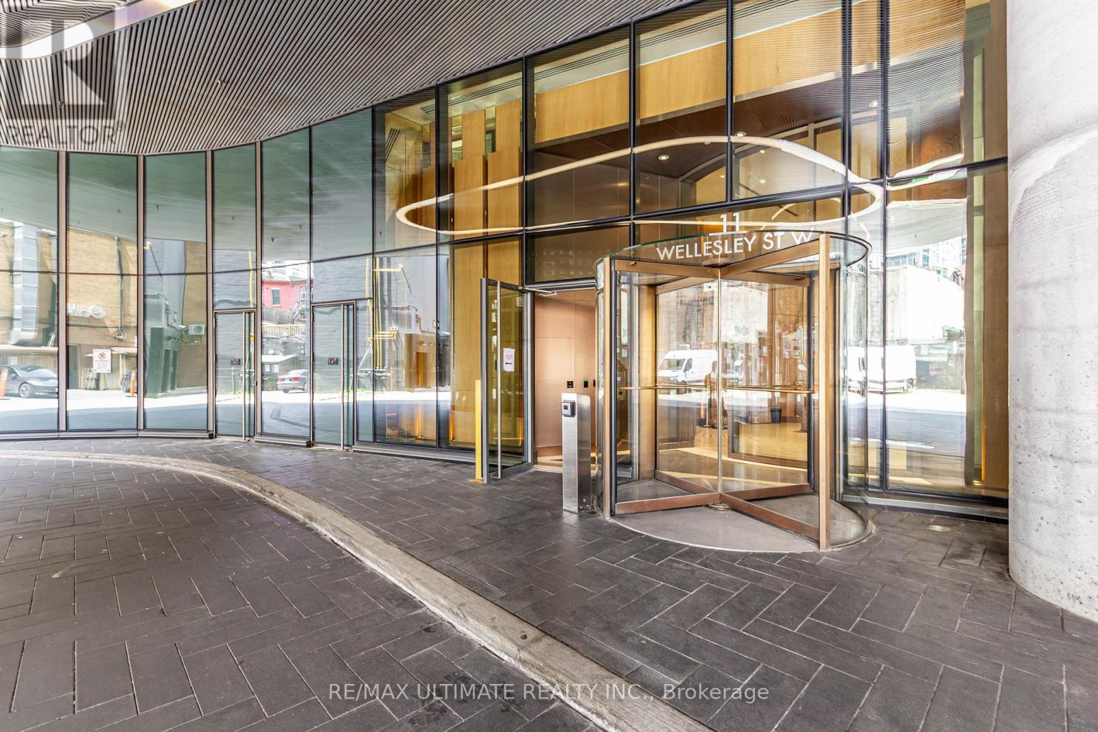 5003 - 11 Wellesley Street W, Toronto, Ontario  M4Y 1E8 - Photo 28 - C12212479