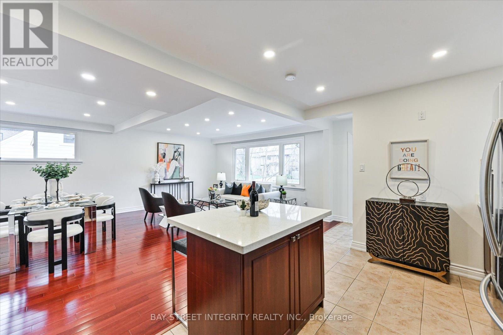 435 Cummer Avenue, Toronto (Newtonbrook East), Ontario  M2M 2G3 - Photo 15 - C12212506