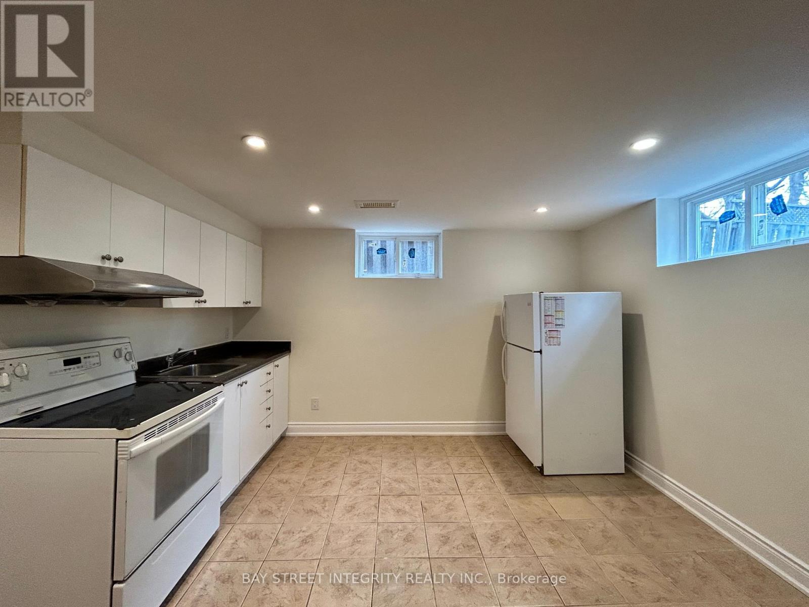 435 Cummer Avenue, Toronto (Newtonbrook East), Ontario  M2M 2G3 - Photo 30 - C12212506