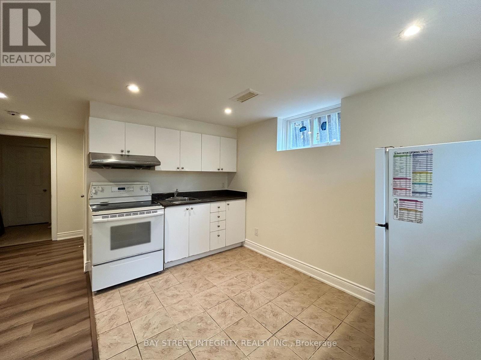 435 Cummer Avenue, Toronto (Newtonbrook East), Ontario  M2M 2G3 - Photo 31 - C12212506