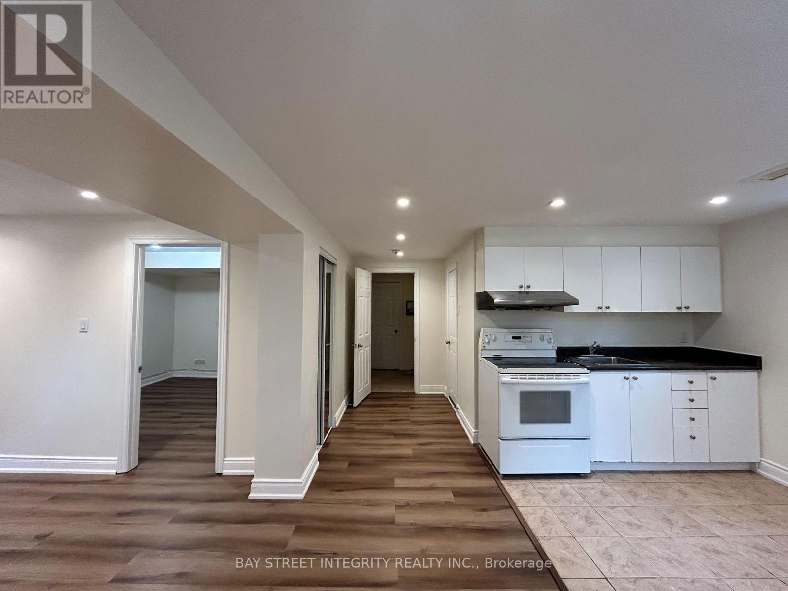 435 Cummer Avenue, Toronto (Newtonbrook East), Ontario  M2M 2G3 - Photo 35 - C12212506