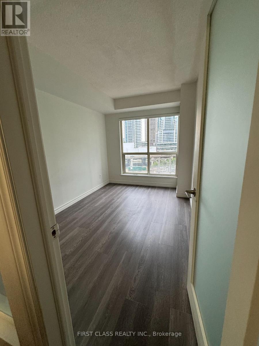 801 - 25 The Esplanade Avenue, Toronto (Waterfront Communities), Ontario  M5E 1W5 - Photo 5 - C12212531