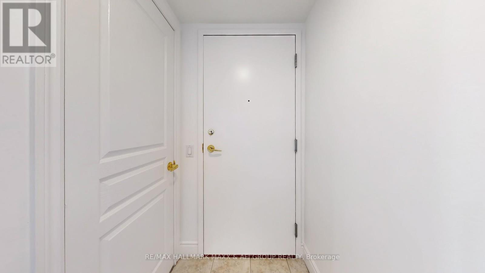 707 - 5 Northtown Way, Toronto (Willowdale East), Ontario  M2N 7A1 - Photo 5 - C12212551