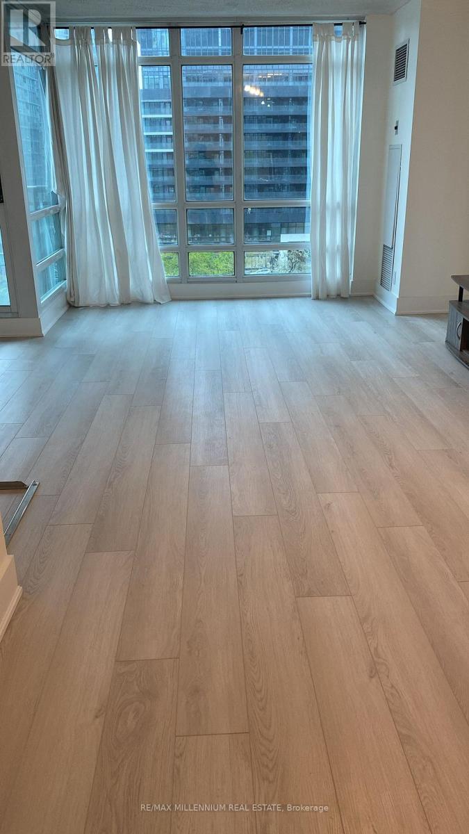 909 - 381 Front Street W, Toronto (Waterfront Communities), Ontario  M5N 3R8 - Photo 1 - C12212556