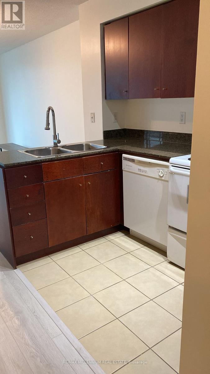 909 - 381 Front Street W, Toronto (Waterfront Communities), Ontario  M5N 3R8 - Photo 6 - C12212556