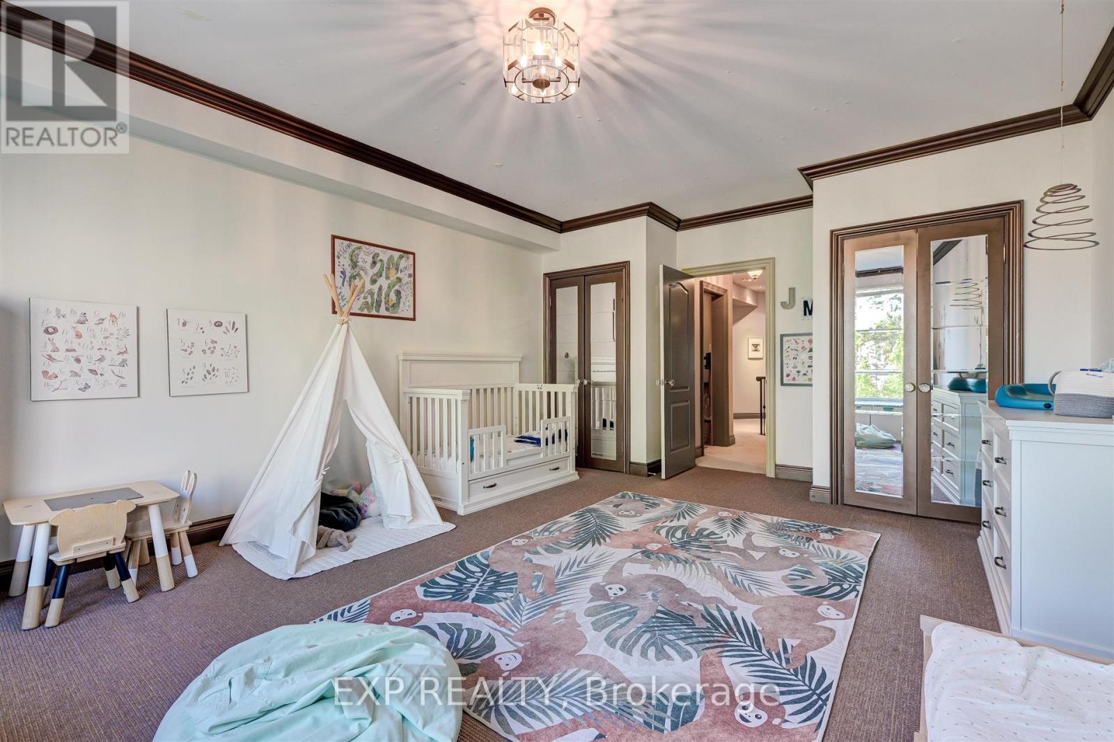 13 Balmoral Avenue, Toronto (Yonge-St. Clair), Ontario  M4V 1J5 - Photo 19 - C12212557