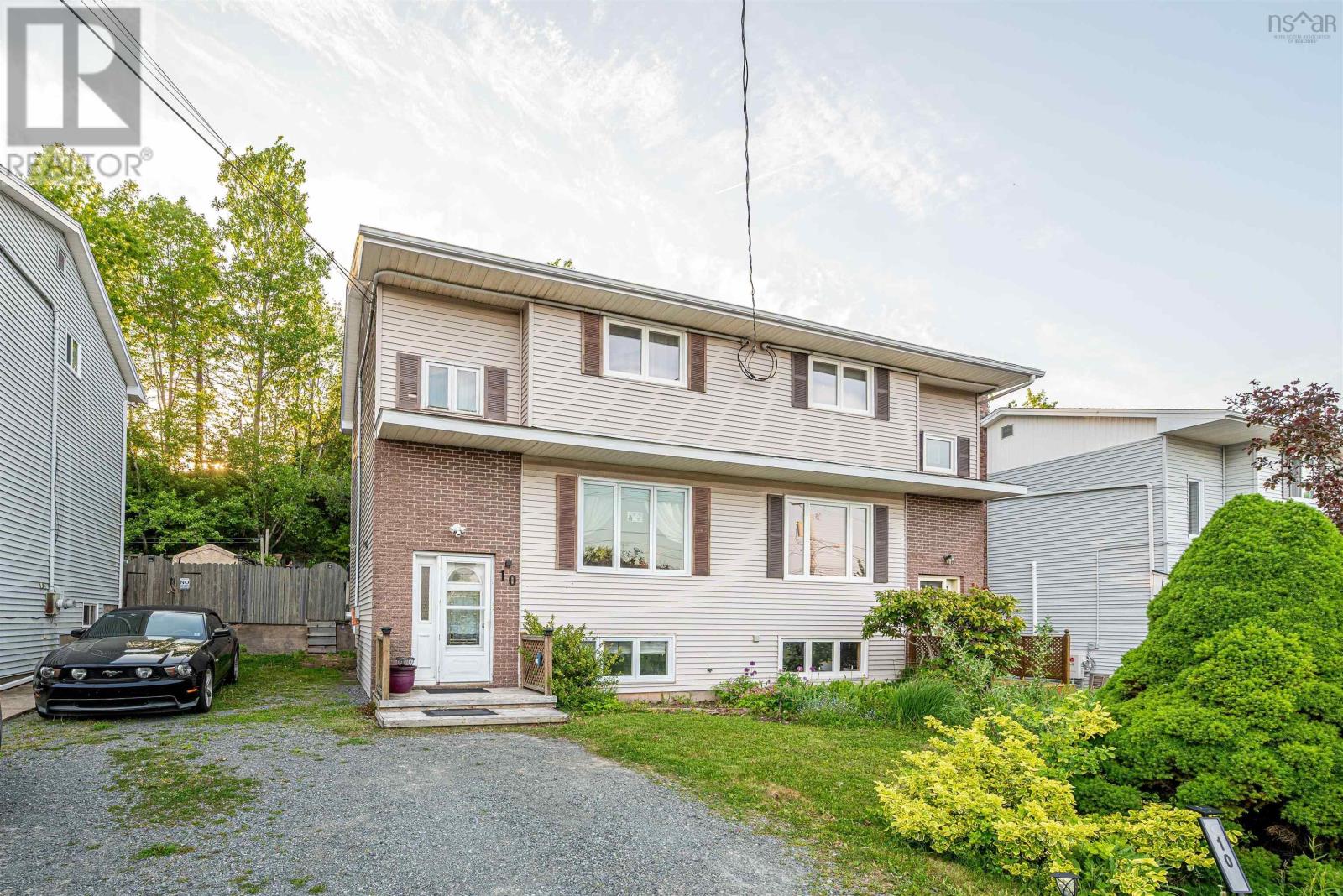 10 Lindsay Court, Lower Sackville, Nova Scotia  B4E 2J9 - Photo 1 - 202514073