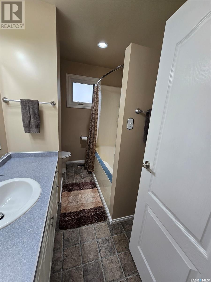 9 Kootenay Drive, Saskatoon, Saskatchewan  S7K 1J2 - Photo 31 - SK008811