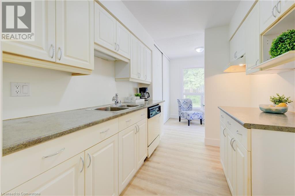 524 Beechwood Drive Unit# 3, Waterloo, Ontario  N2T 2G9 - Photo 15 - 40736142