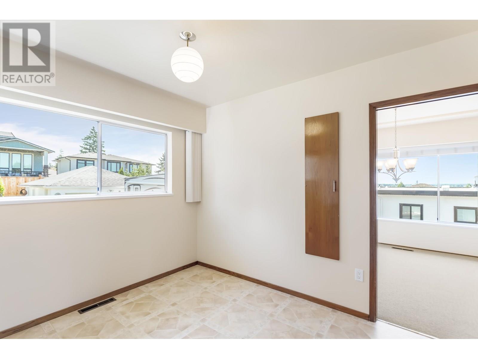 7988 Sussex Avenue, Burnaby, British Columbia  V5J 3W3 - Photo 18 - R3013162