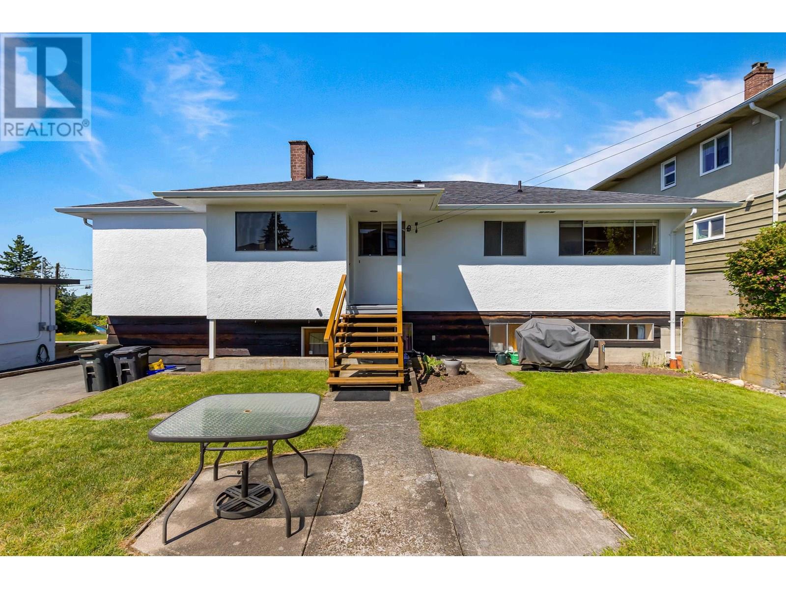 7988 Sussex Avenue, Burnaby, British Columbia  V5J 3W3 - Photo 4 - R3013162