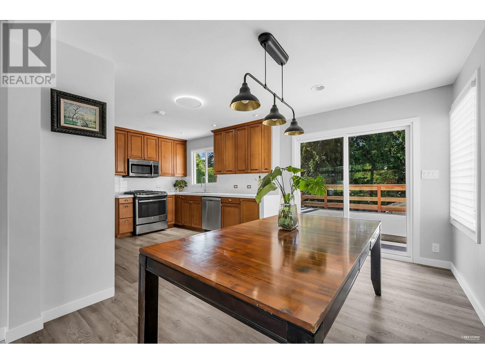 1126 Kings Avenue, West Vancouver, British Columbia  V7T 2C3 - Photo 10 - R3013865