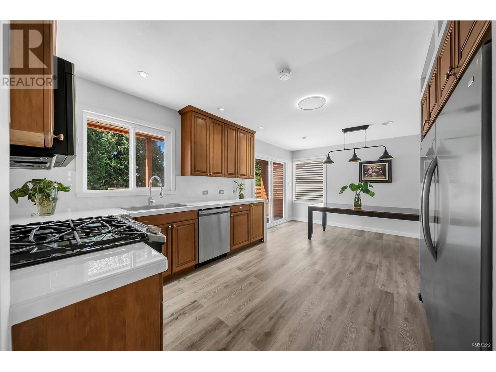 1126 Kings Avenue, West Vancouver, British Columbia  V7T 2C3 - Photo 9 - R3013865