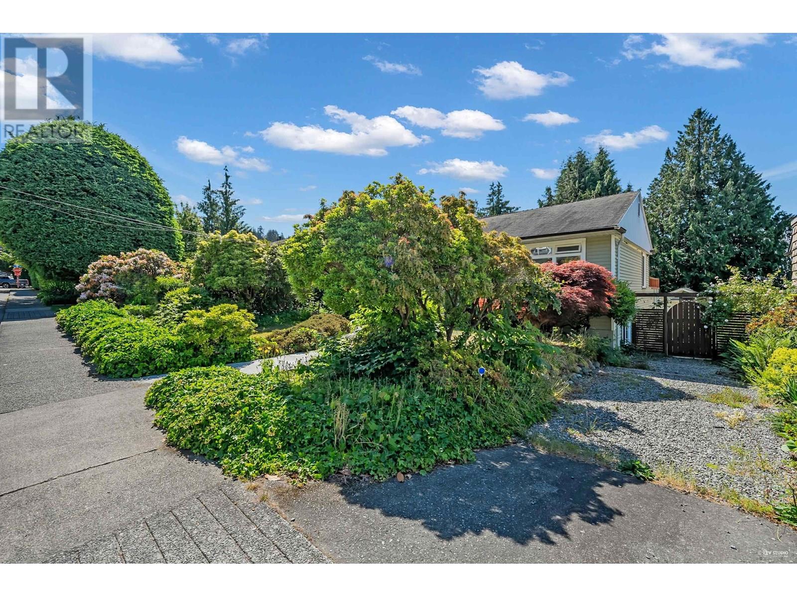 1126 Kings Avenue, West Vancouver, British Columbia  V7T 2C3 - Photo 37 - R3013865