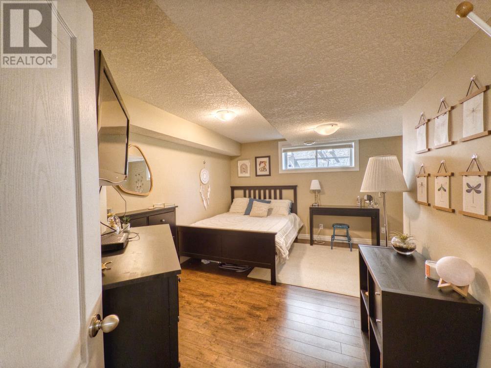 27 Tuscany Estates Drive Nw, Calgary, Alberta  T3L 2Z7 - Photo 11 - A2225739