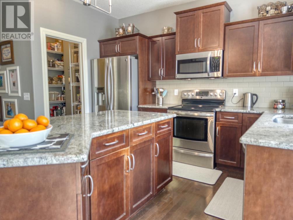 27 Tuscany Estates Drive Nw, Calgary, Alberta  T3L 2Z7 - Photo 16 - A2225739