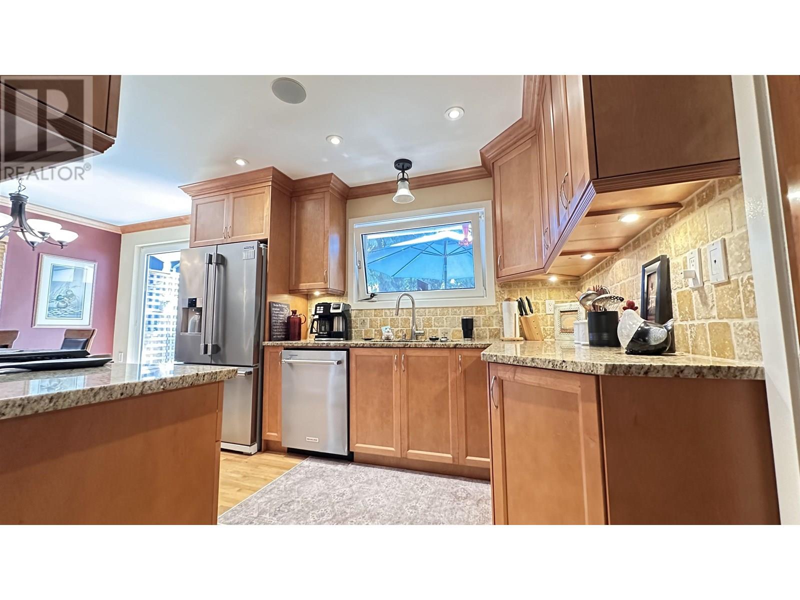 1231 Frederick Road, North Vancouver, British Columbia  V7K 1J3 - Photo 27 - R3014165