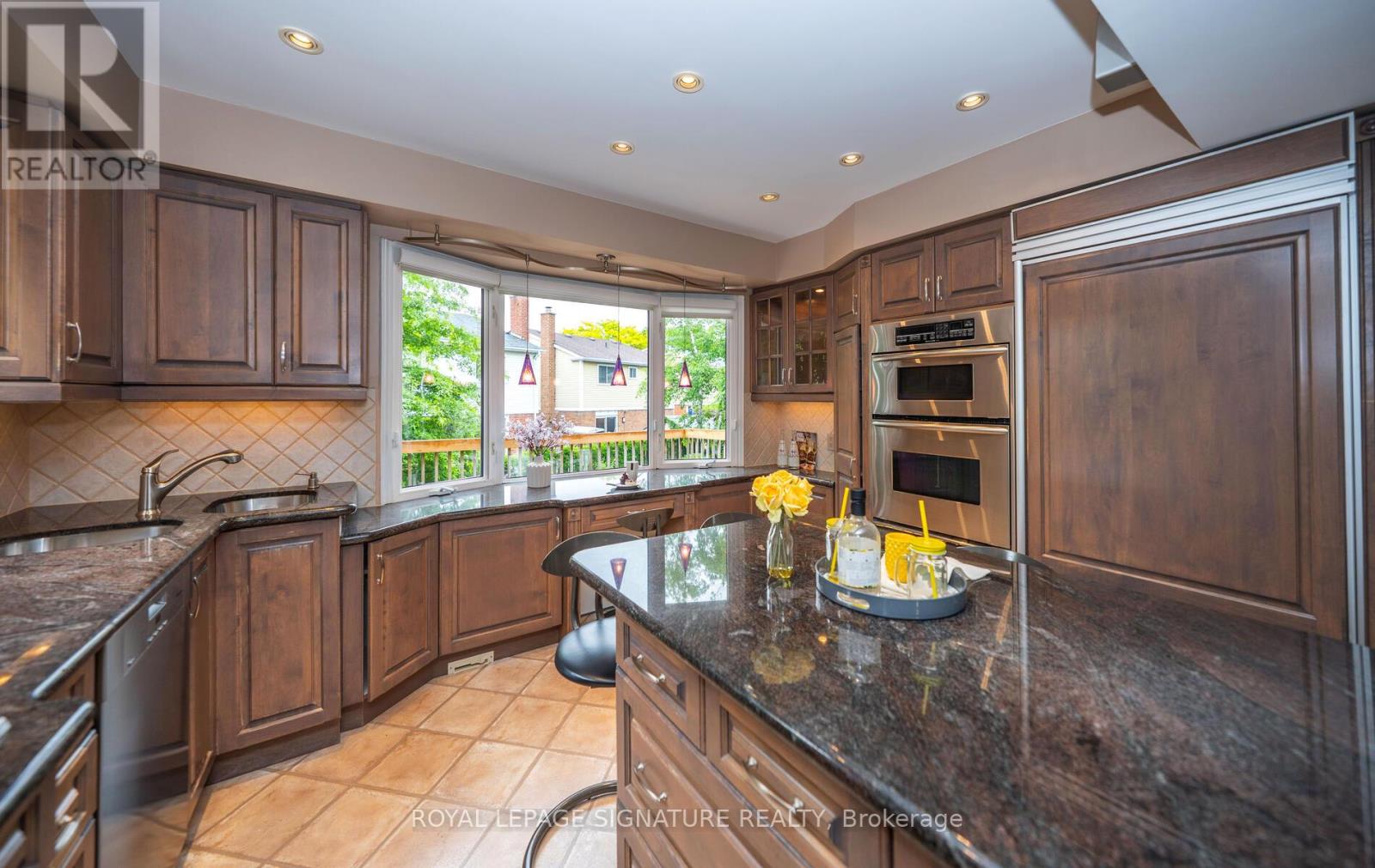 84 Ecclesfield Drive, Toronto (Steeles), Ontario  M1W 3J6 - Photo 11 - E12212351