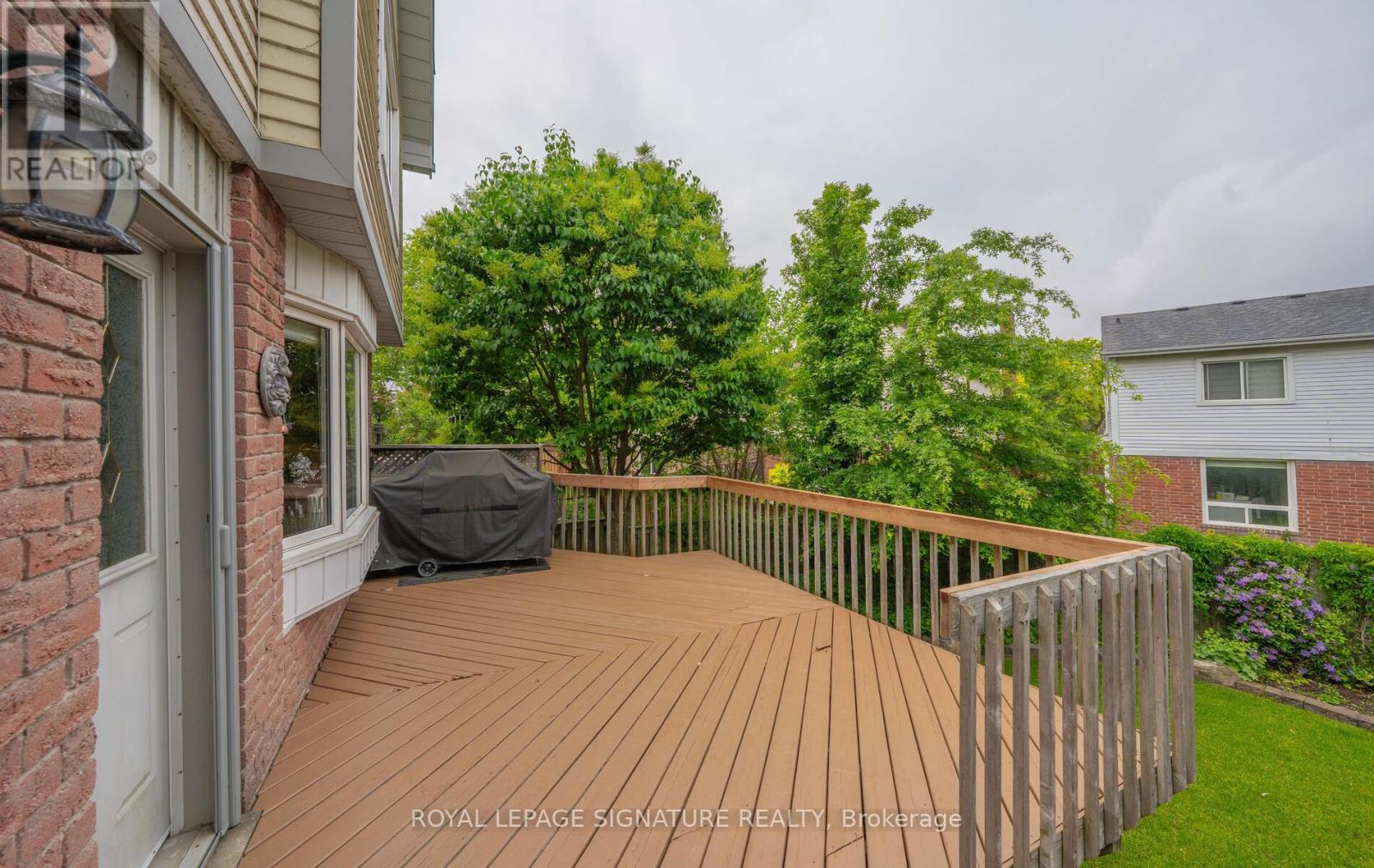 84 Ecclesfield Drive, Toronto (Steeles), Ontario  M1W 3J6 - Photo 35 - E12212351