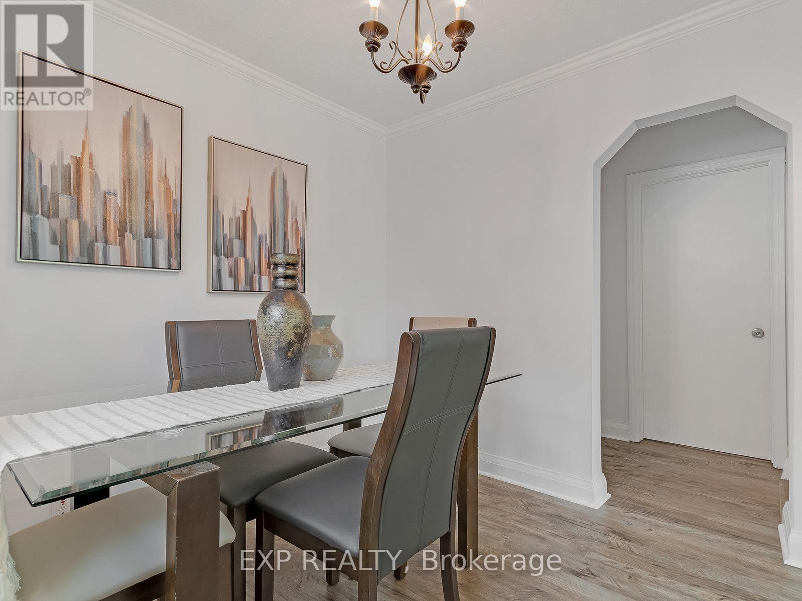 90 Meighen Avenue, Toronto (O'connor-Parkview), Ontario  M4B 2H7 - Photo 7 - E12212387
