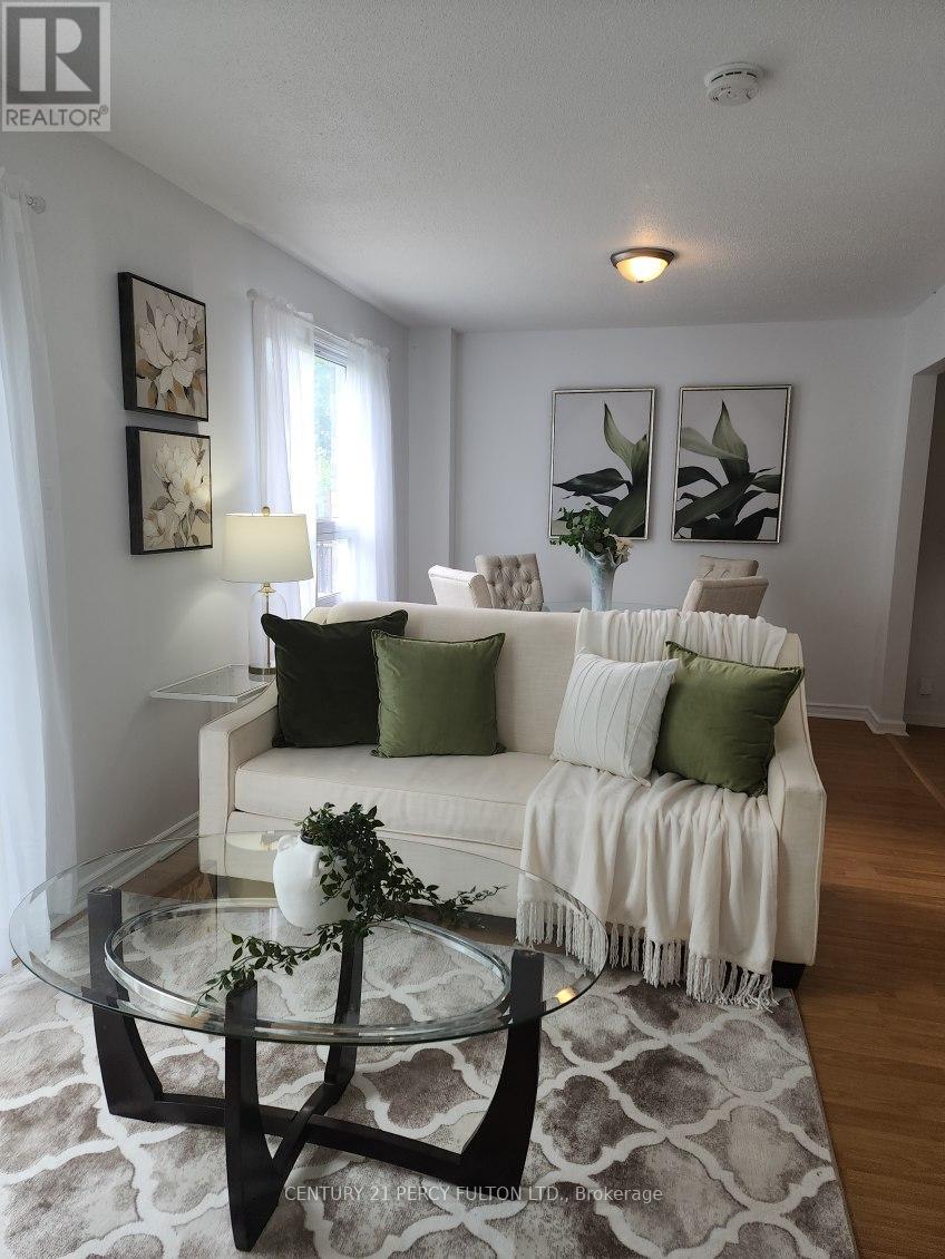 21 Trawley Crescent, Ajax (Central), Ontario  L1S 5Y7 - Photo 3 - E12212398