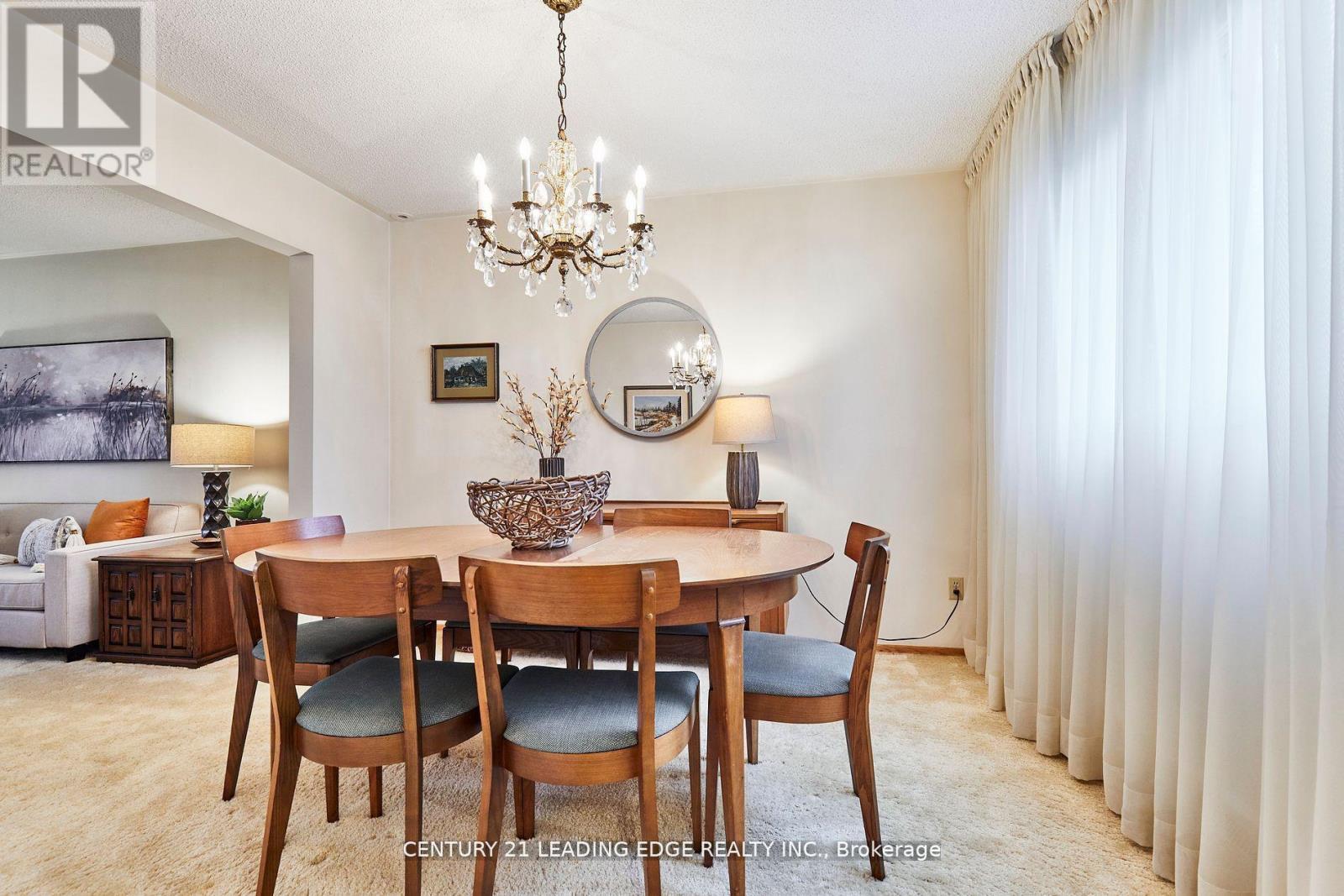 24 Dunmurray Boulevard, Toronto (Tam O'shanter-Sullivan), Ontario  M1T 2J9 - Photo 8 - E12212461