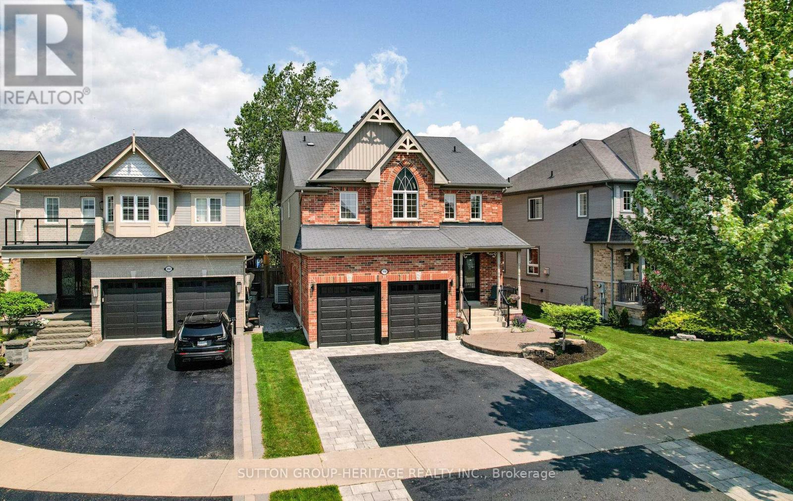198 Honeyman Drive, Clarington, Ontario  L1C 0J3 - Photo 2 - E12212467