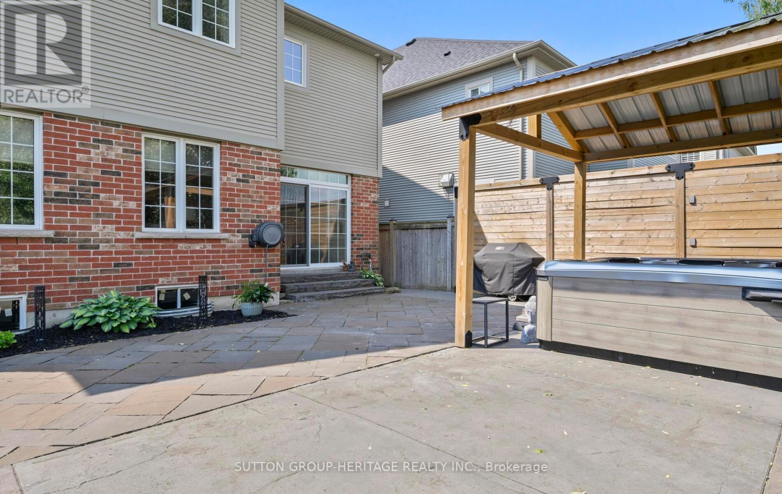 198 Honeyman Drive, Clarington (Bowmanville), Ontario  L1C 0J3 - Photo 33 - E12212467