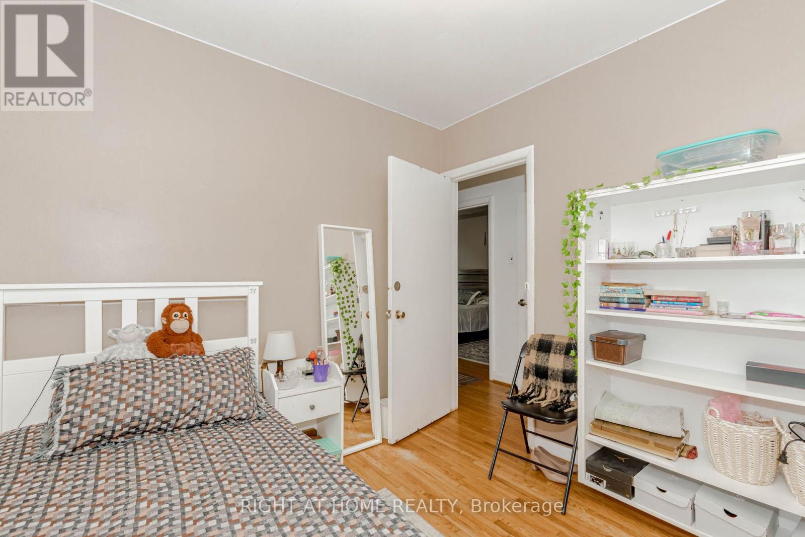 132 Laurel Avenue, Toronto (Kennedy Park), Ontario  M1K 3J9 - Photo 25 - E12212560