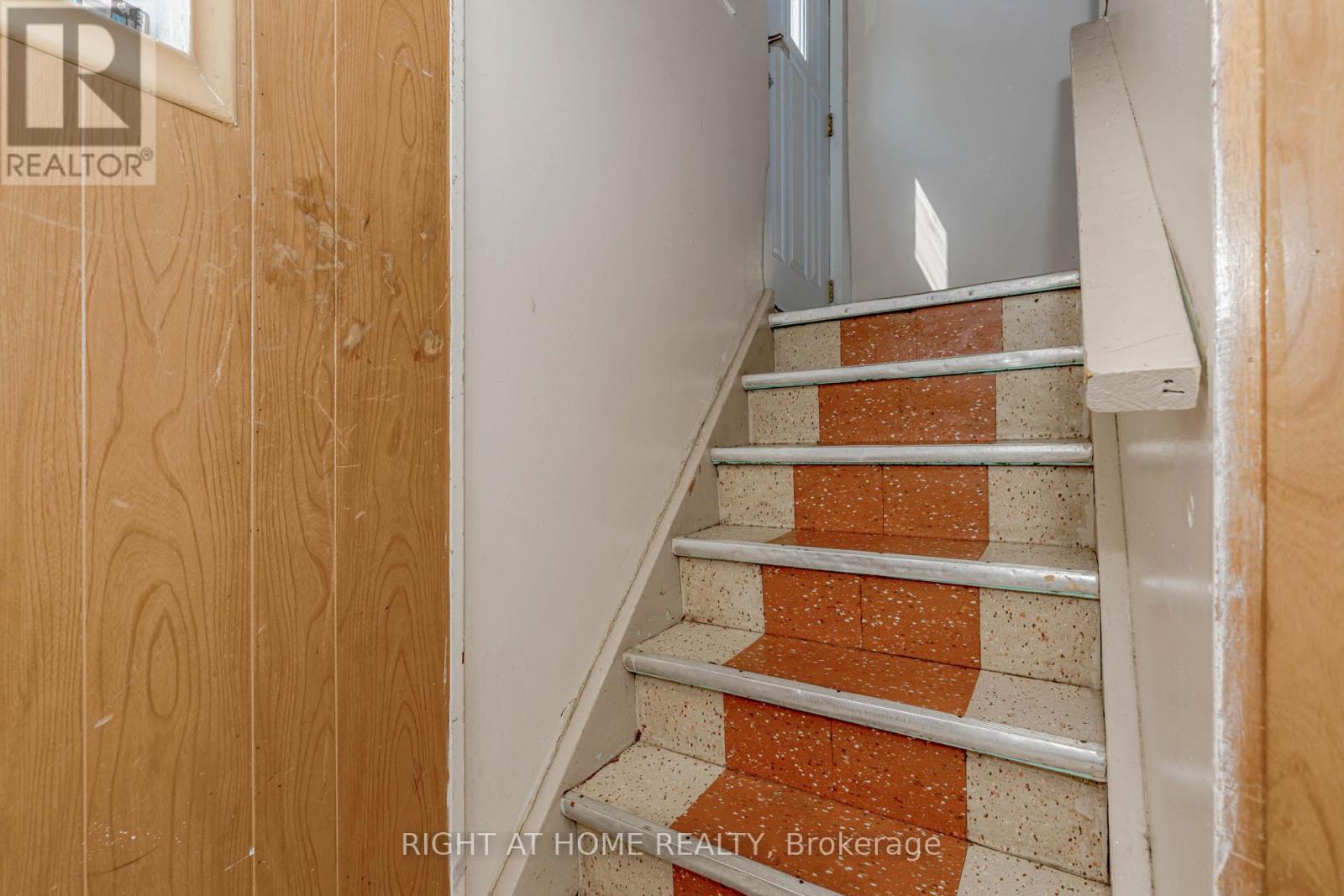 132 Laurel Avenue, Toronto (Kennedy Park), Ontario  M1K 3J9 - Photo 31 - E12212560