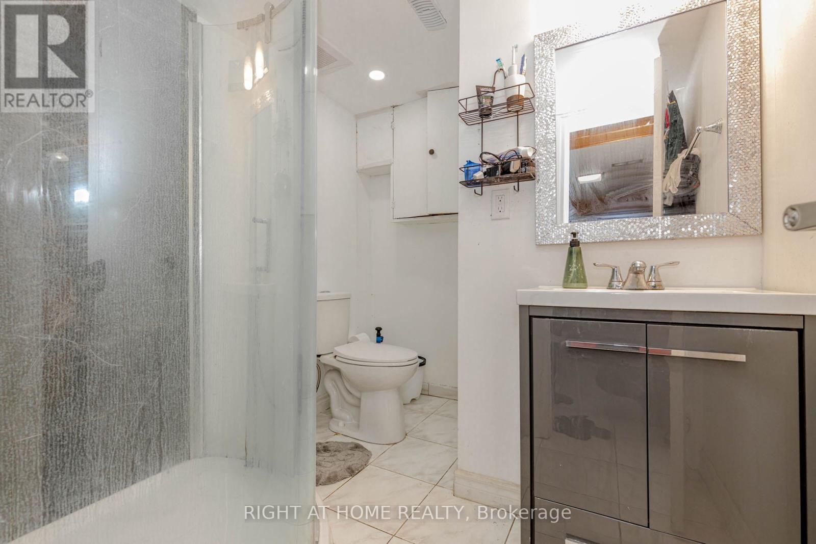 132 Laurel Avenue, Toronto (Kennedy Park), Ontario  M1K 3J9 - Photo 43 - E12212560
