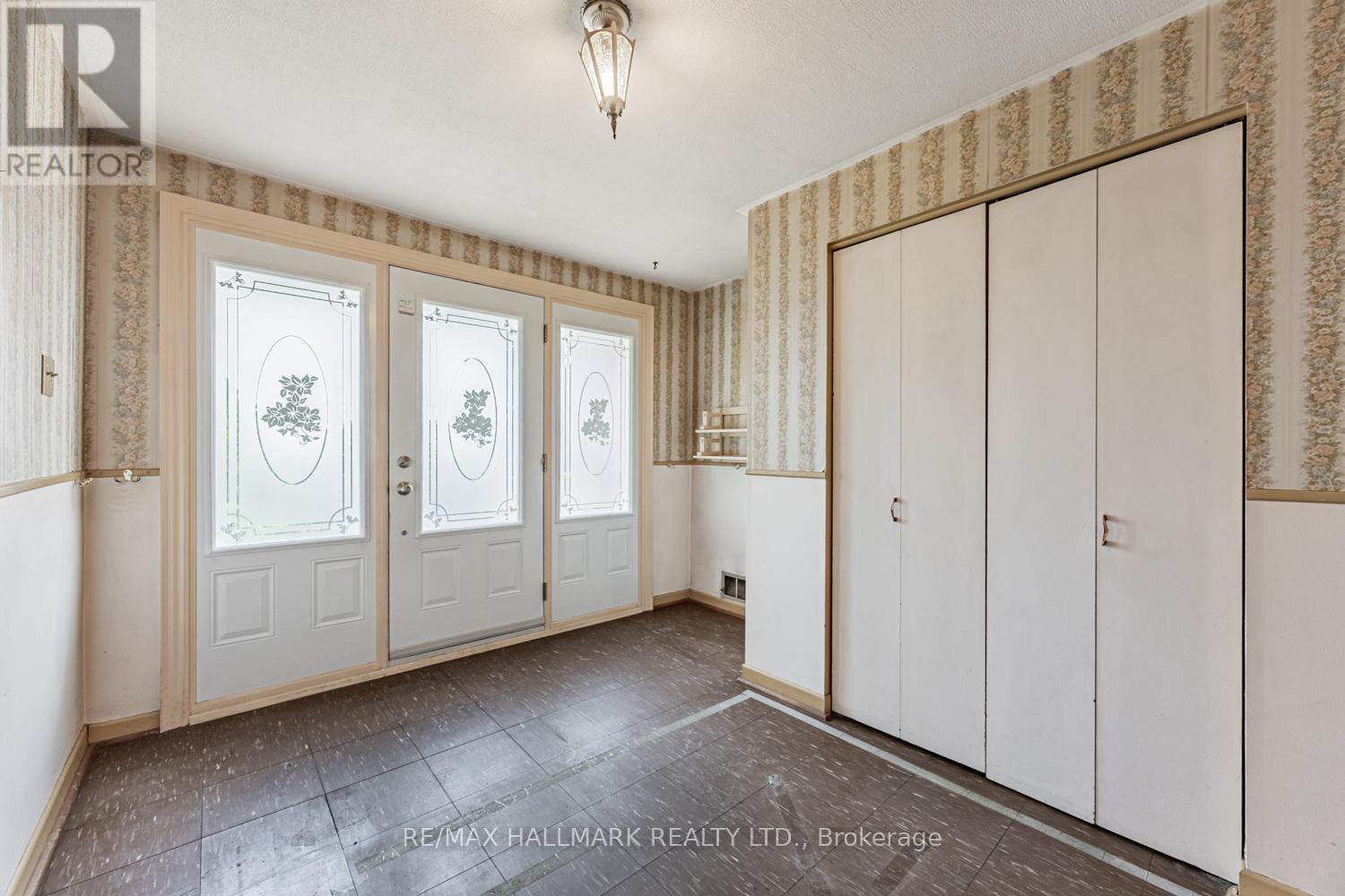 73 Gregory Road, Ajax (South East), Ontario  L1S 3B5 - Photo 5 - E12212579