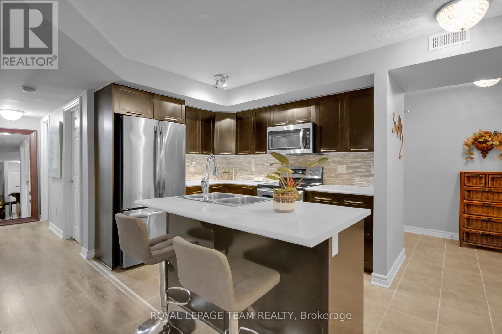 2 - 565 Stonefield, Ottawa, Ontario  K2G 4R4 - Photo 17 - X12212617