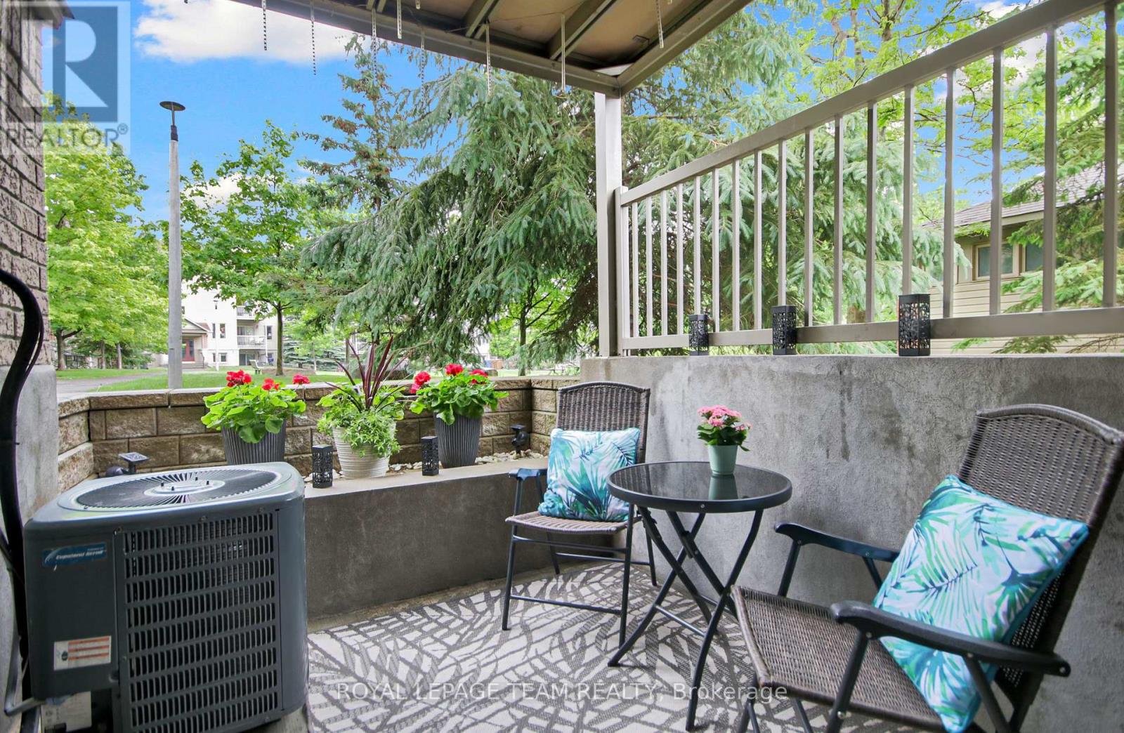 2 - 565 Stonefield, Ottawa, Ontario  K2G 4R4 - Photo 32 - X12212617