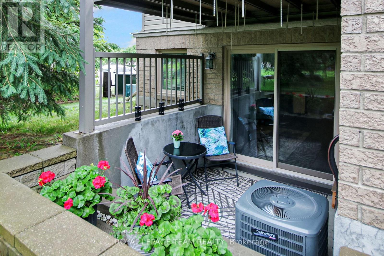 2 - 565 Stonefield, Ottawa, Ontario  K2G 4R4 - Photo 34 - X12212617