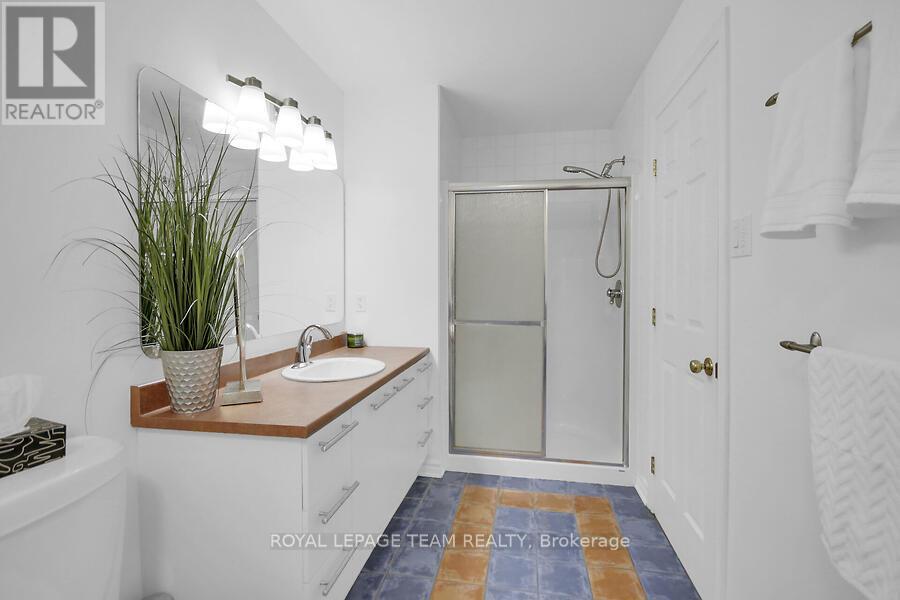 70 Oldfield Street, Ottawa, Ontario  K2G 7C2 - Photo 26 - X12212659