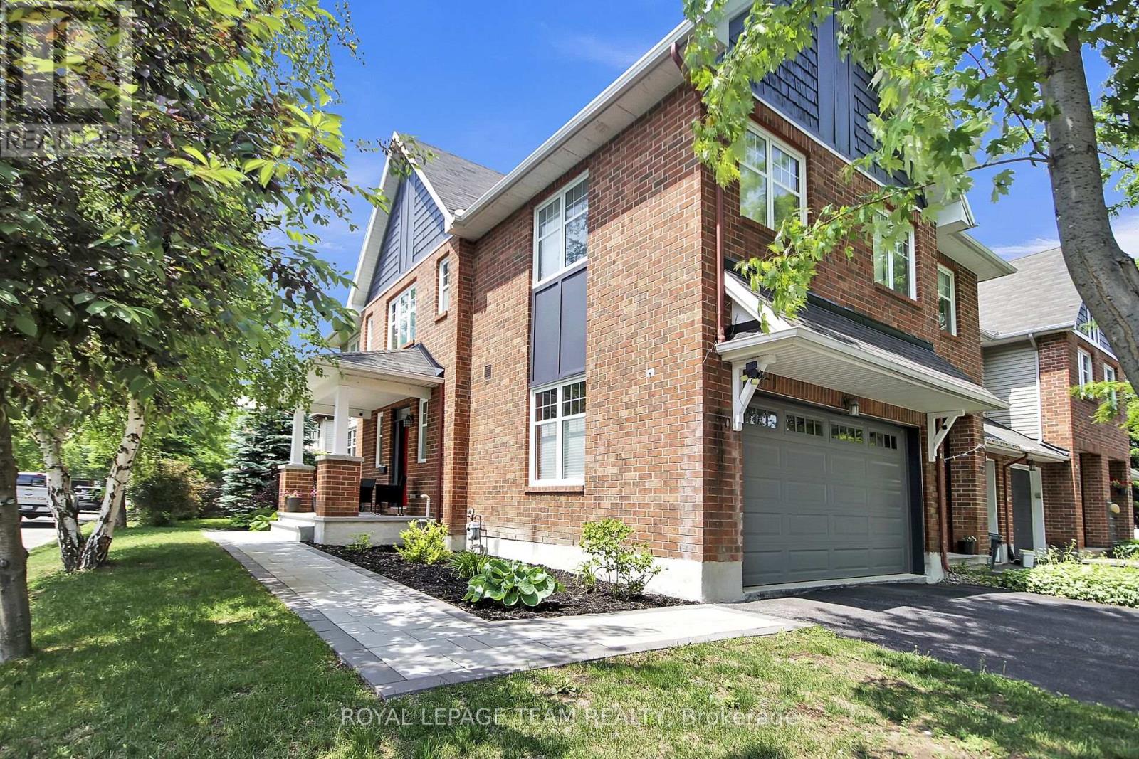 70 Oldfield Street, Ottawa, Ontario  K2G 7C2 - Photo 3 - X12212659