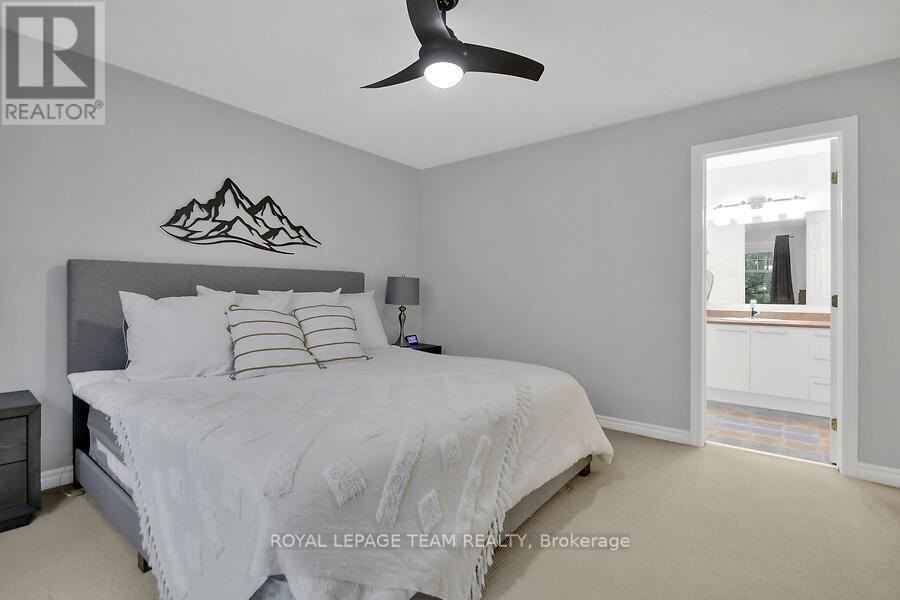 70 Oldfield Street, Ottawa, Ontario  K2G 7C2 - Photo 31 - X12212659