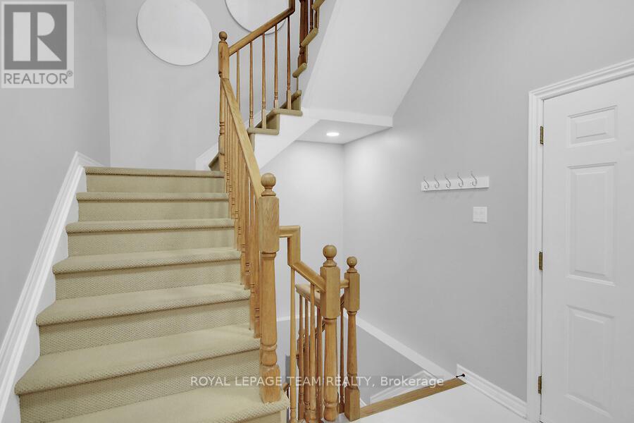 70 Oldfield Street, Ottawa, Ontario  K2G 7C2 - Photo 34 - X12212659