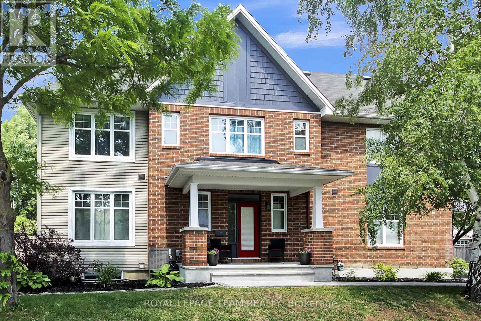 70 Oldfield Street, Ottawa, Ontario  K2G 7C2 - Photo 4 - X12212659