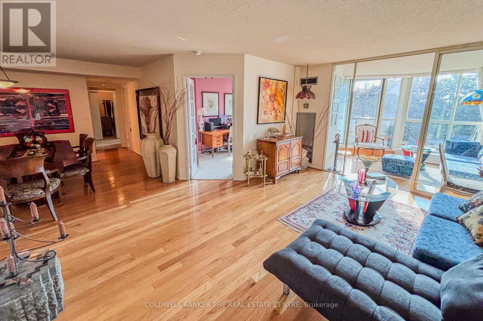 307 - 100 Observatory Lane, Richmond Hill (Observatory), Ontario  L4C 1T4 - Photo 4 - N12212344