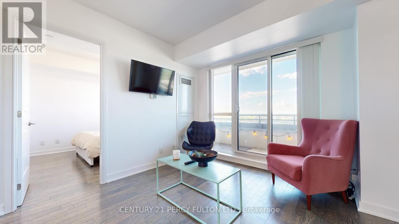 1204 - 9201 Yonge Street, Richmond Hill (Langstaff), Ontario  L4C 1H9 - Photo 11 - N12212388