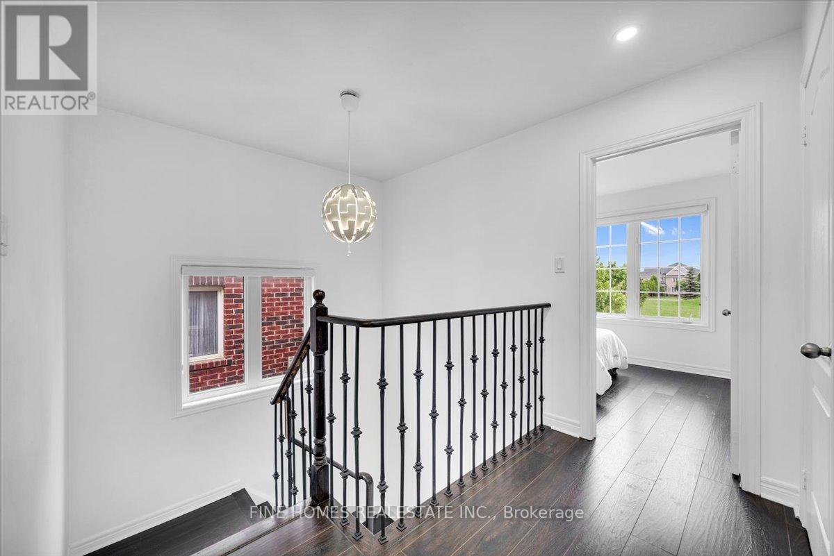 115 Meadowhawk Trail, Bradford West Gwillimbury (Bradford), Ontario  L3Z 0E2 - Photo 20 - N12212394