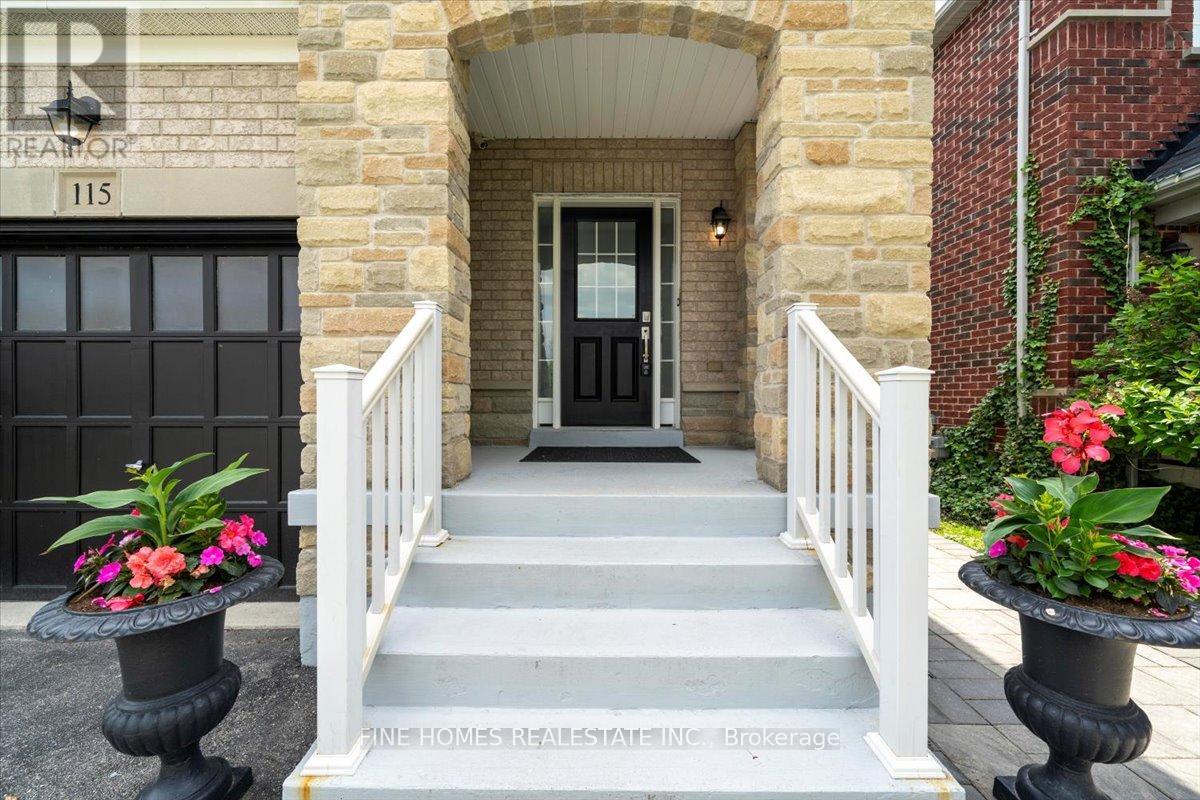 115 Meadowhawk Trail, Bradford West Gwillimbury (Bradford), Ontario  L3Z 0E2 - Photo 4 - N12212394