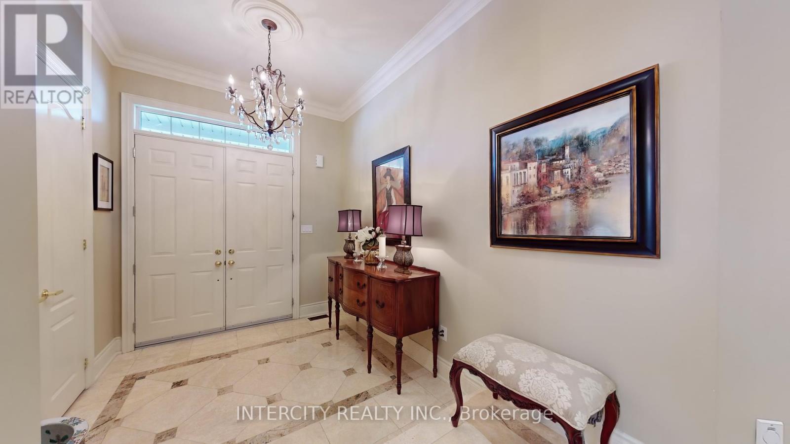 32 Allison Ann Way, Vaughan (Patterson), Ontario  L6A 0J4 - Photo 18 - N12212396