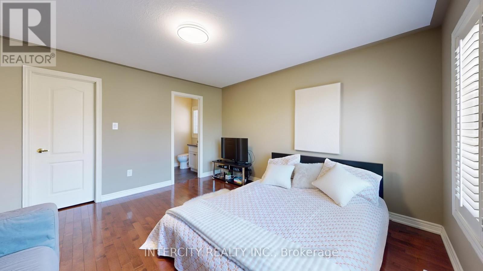 32 Allison Ann Way, Vaughan (Patterson), Ontario  L6A 0J4 - Photo 32 - N12212396