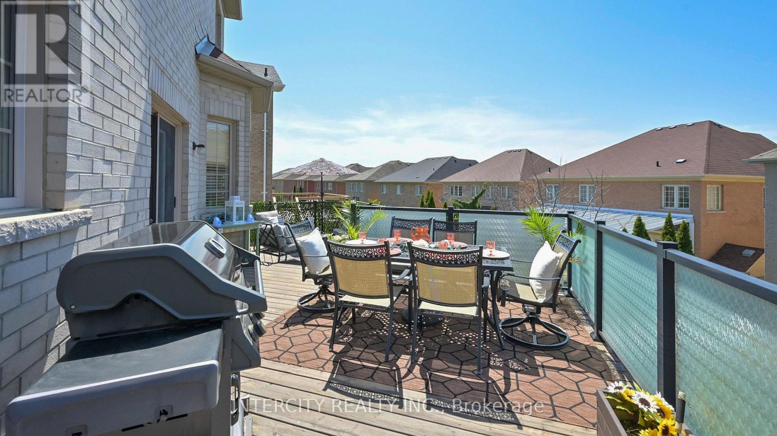 32 Allison Ann Way, Vaughan (Patterson), Ontario  L6A 0J4 - Photo 42 - N12212396