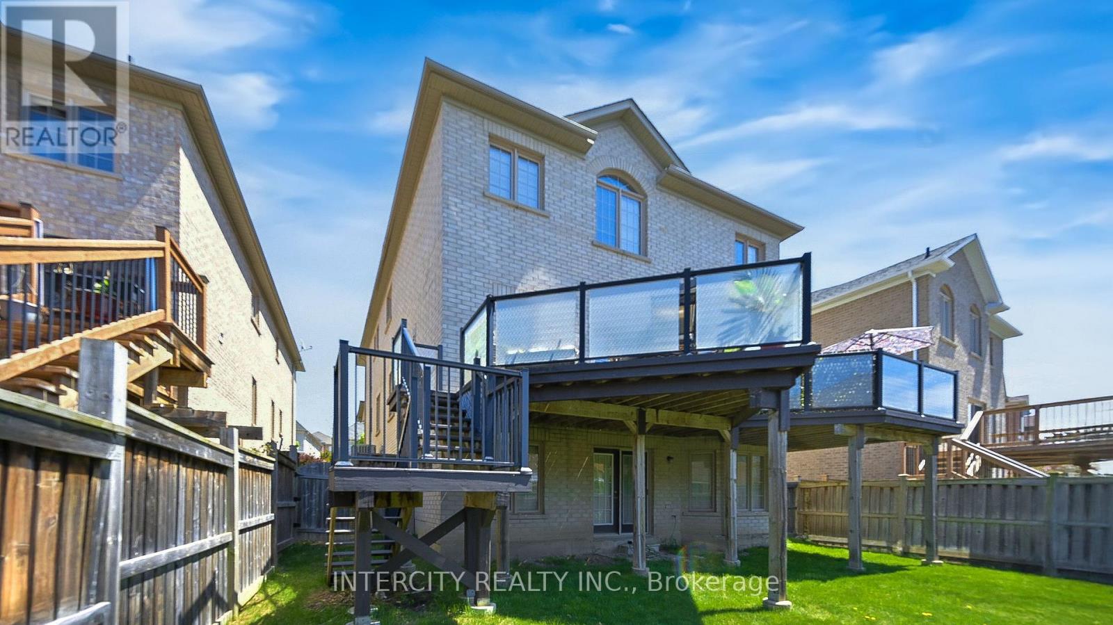 32 Allison Ann Way, Vaughan (Patterson), Ontario  L6A 0J4 - Photo 49 - N12212396