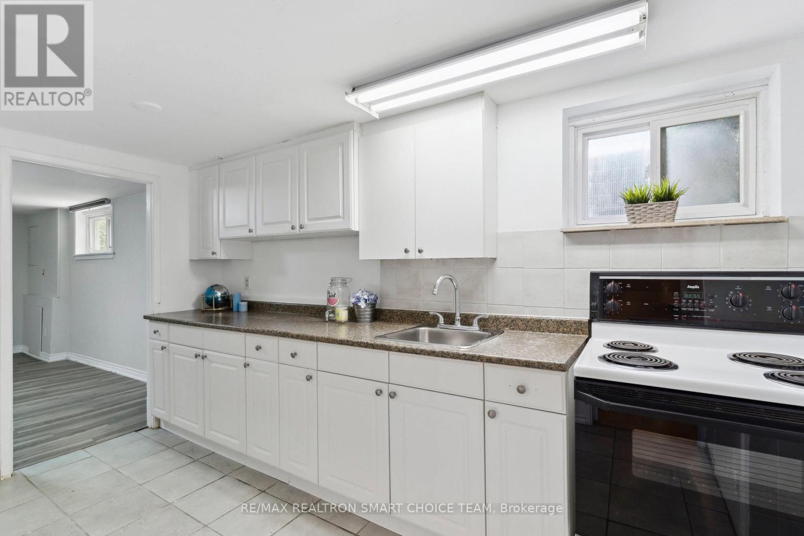 106 Steeles Avenue E, Markham (Grandview), Ontario  L3T 1A4 - Photo 31 - N12212399